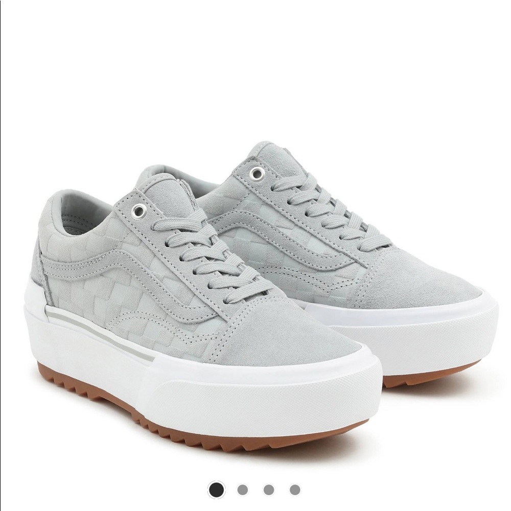 Vans Emboss Check Old Skool Stacked
High Rise/ womens 7 male 5.5